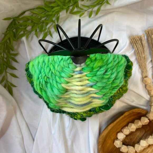 Handwoven Bat Cage Candle Display Decor - Picture 4 of 4